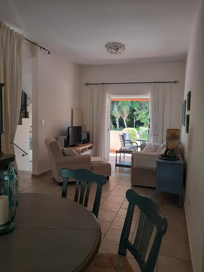 Limnaria Deluxe Maisonette Paphos Extérieur photo