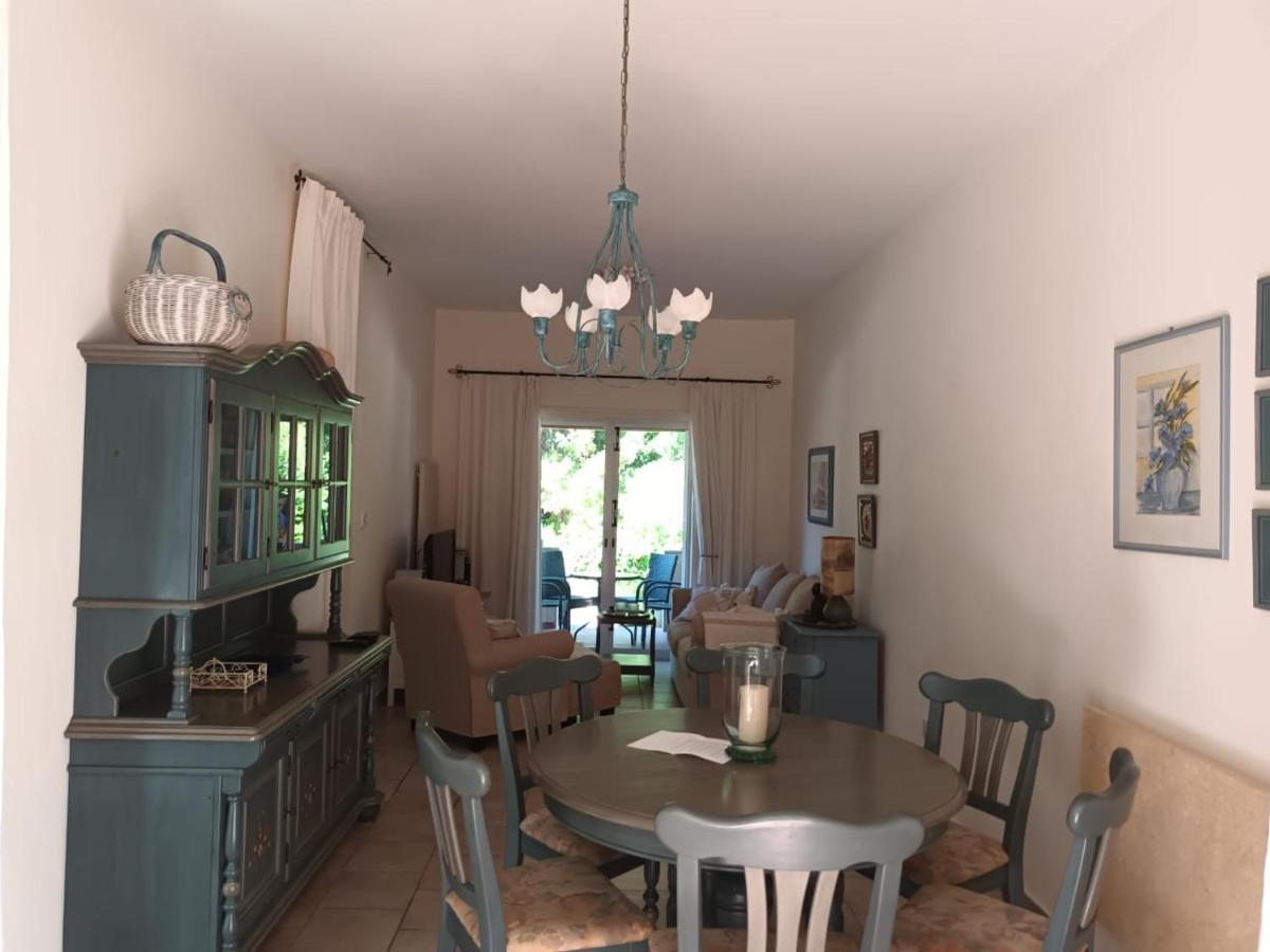 Limnaria Deluxe Maisonette Paphos Extérieur photo